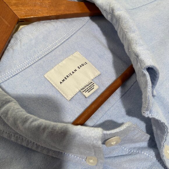 American Eagle Men's Oxford Button Down Shirt - Picture 4 of 5